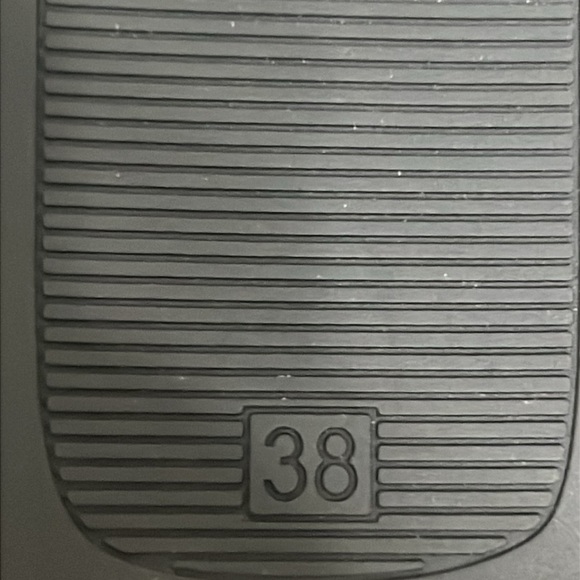 Love Moschino Sandals Black leather crossover pattern with buckle closure sz 38 - Picture 10 of 15